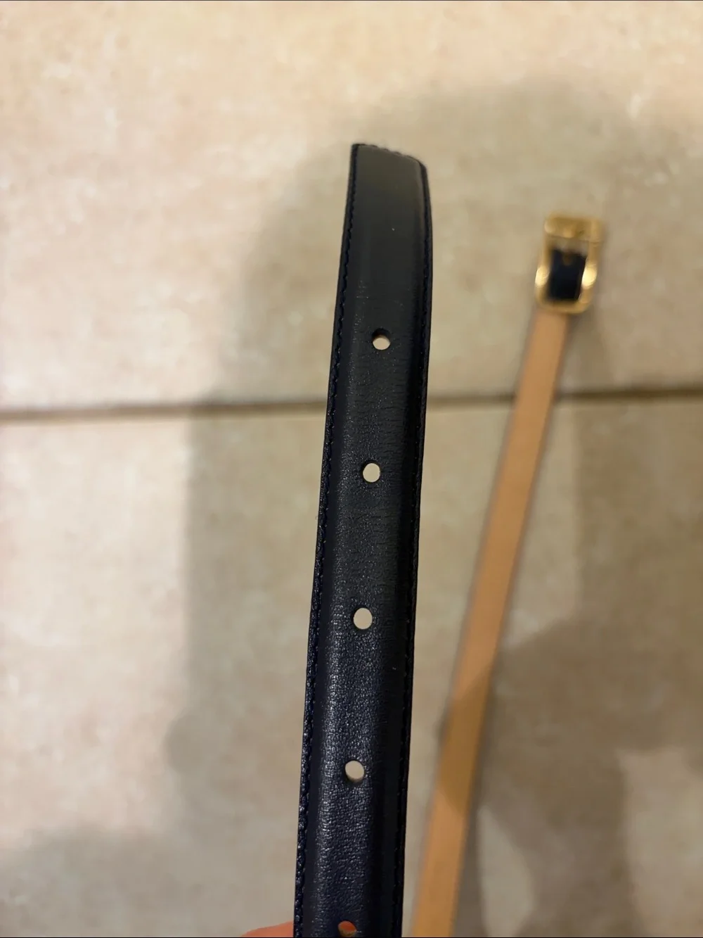 Liz Claiborne Like New Leather Navy Belt with Gold Buckle